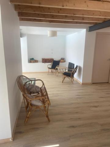 Gite Authentique Au Coeur De Blavozy Avec Piscine Privee, Jacuzzi Et Terrain De Petanque Exterior photo
